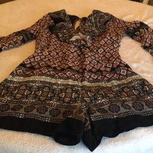 Sadie Robertson long sleeve ruffled cross front zipper back romper size Small